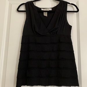 Studio M. Size M. Black sleeveless top.